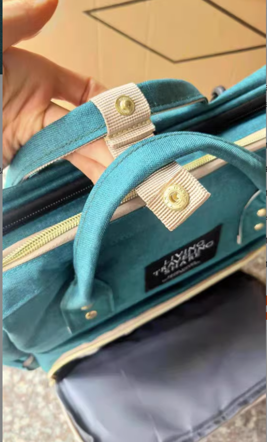 Large-Capacity Nappy Bag – Stylish, Organised & Ready for Anything